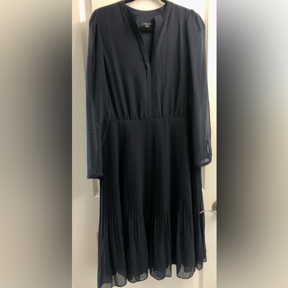 Ann Taylor Navy Pleated Long Sleeve Midi Dress